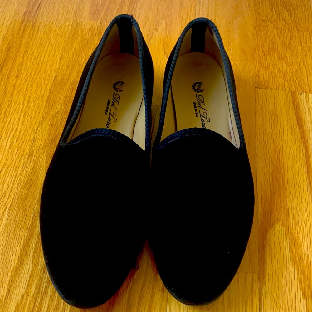 Del Toro Shoes - mens suede black smoking slippers great condition size 10